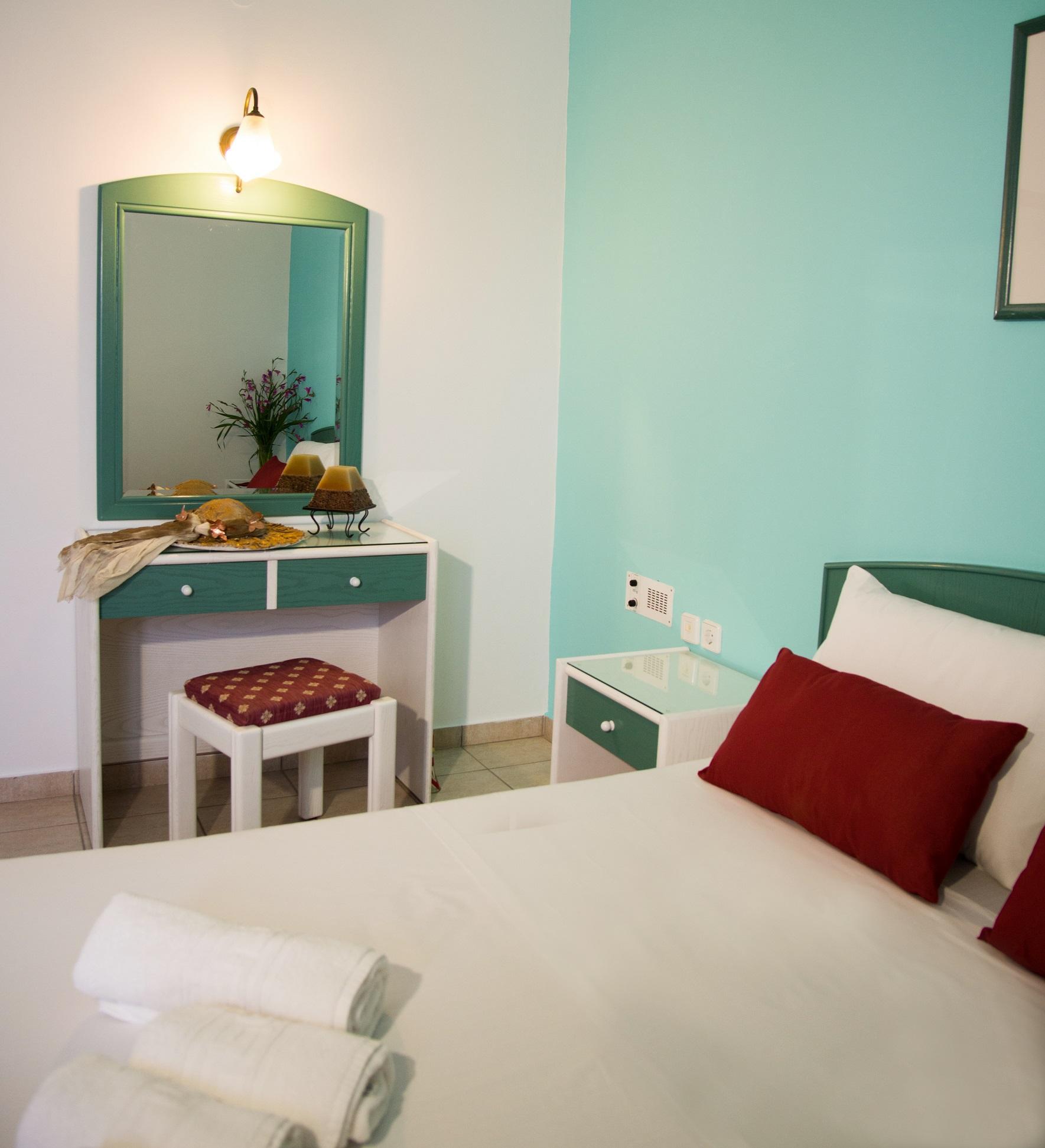 Theoni Apartments Mália Zewnętrze zdjęcie