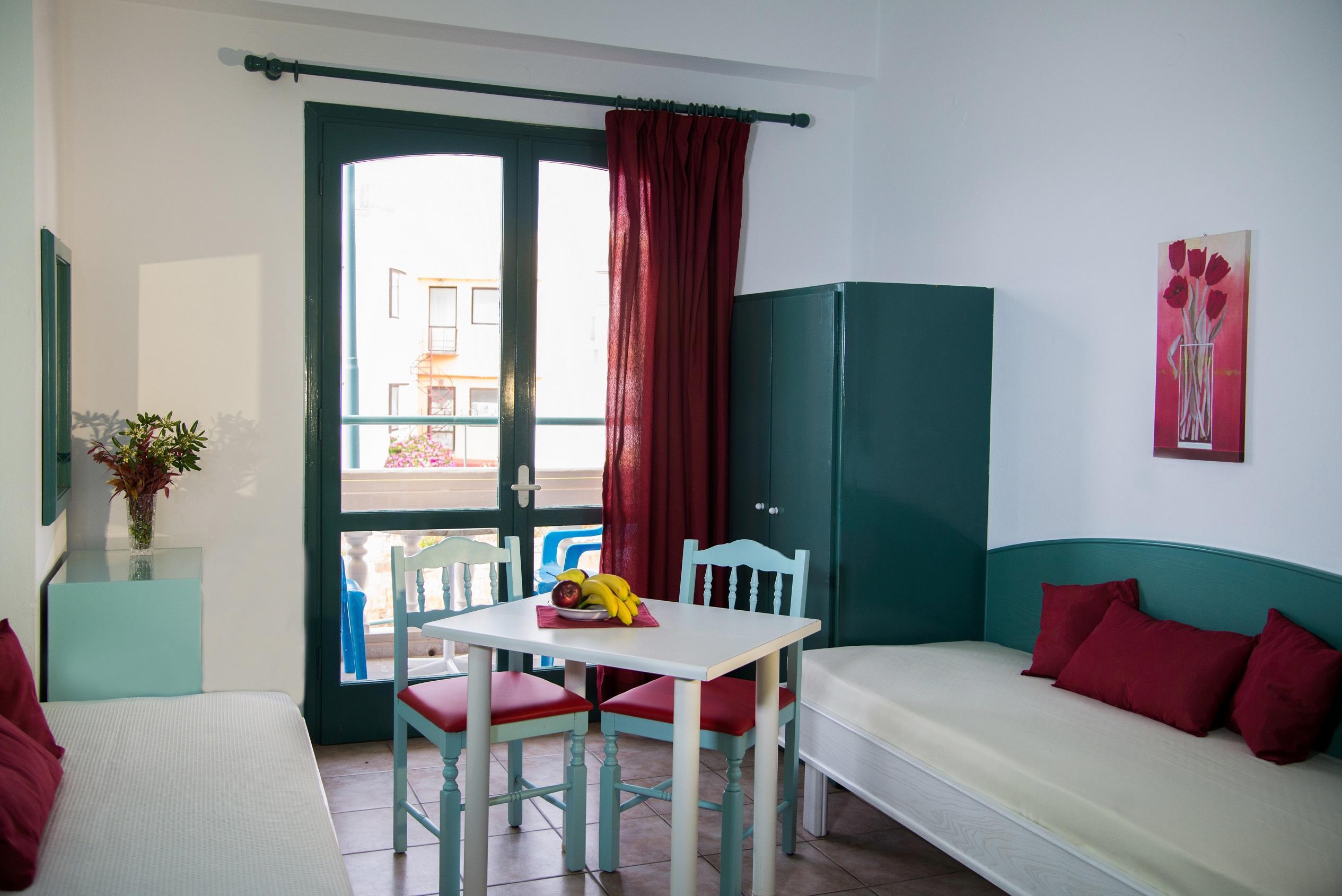 Theoni Apartments Mália Zewnętrze zdjęcie