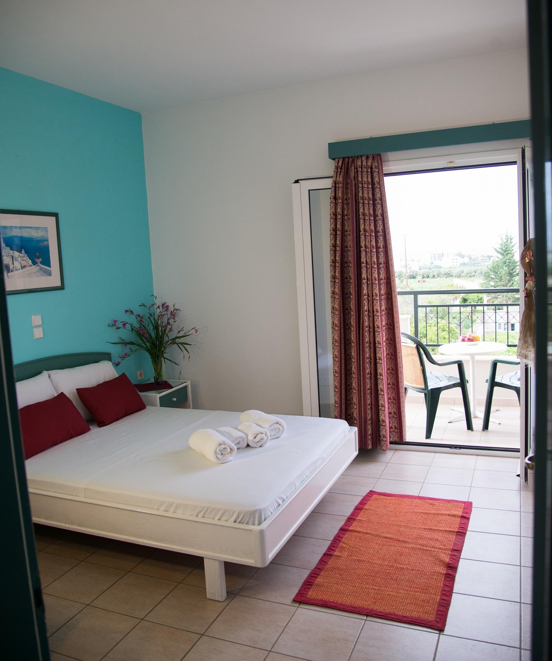 Theoni Apartments Mália Zewnętrze zdjęcie