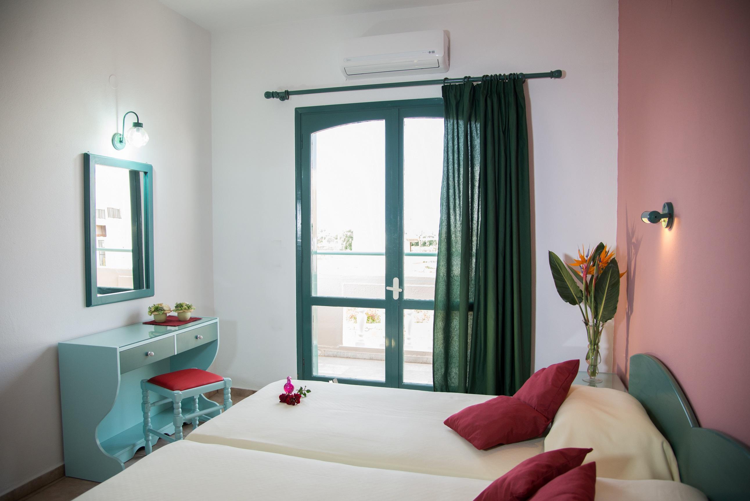 Theoni Apartments Mália Zewnętrze zdjęcie