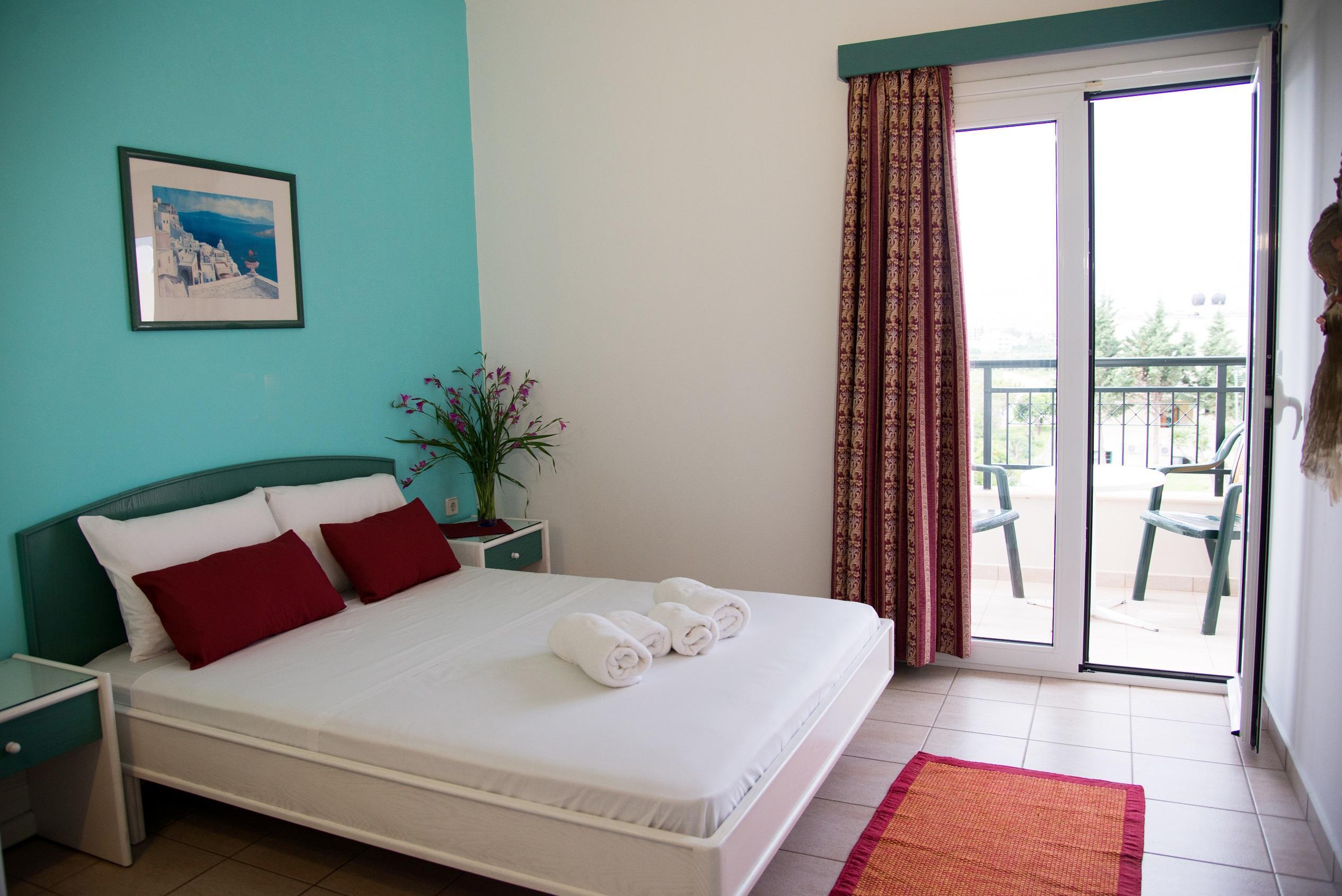 Theoni Apartments Mália Zewnętrze zdjęcie