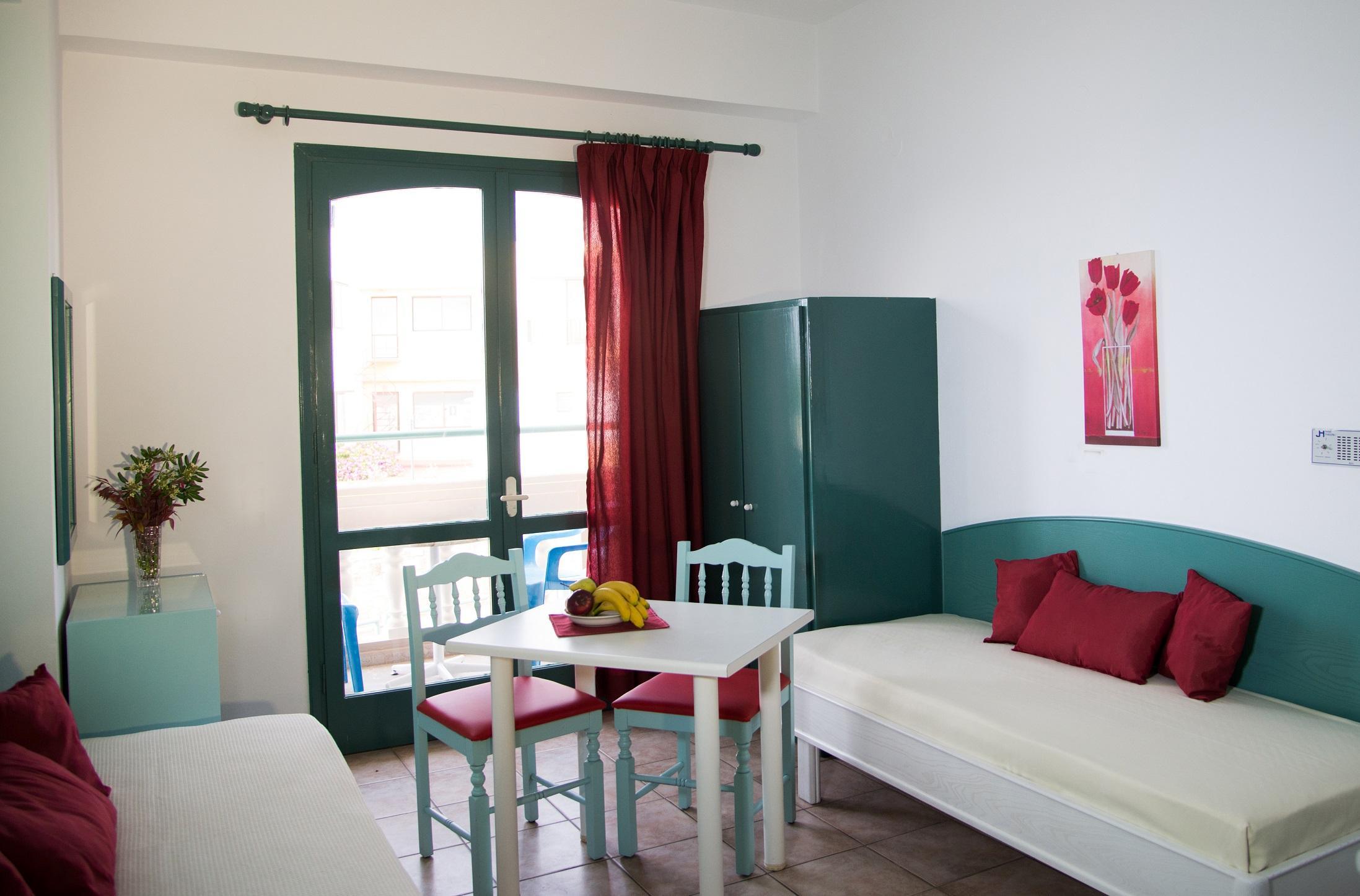Theoni Apartments Mália Zewnętrze zdjęcie