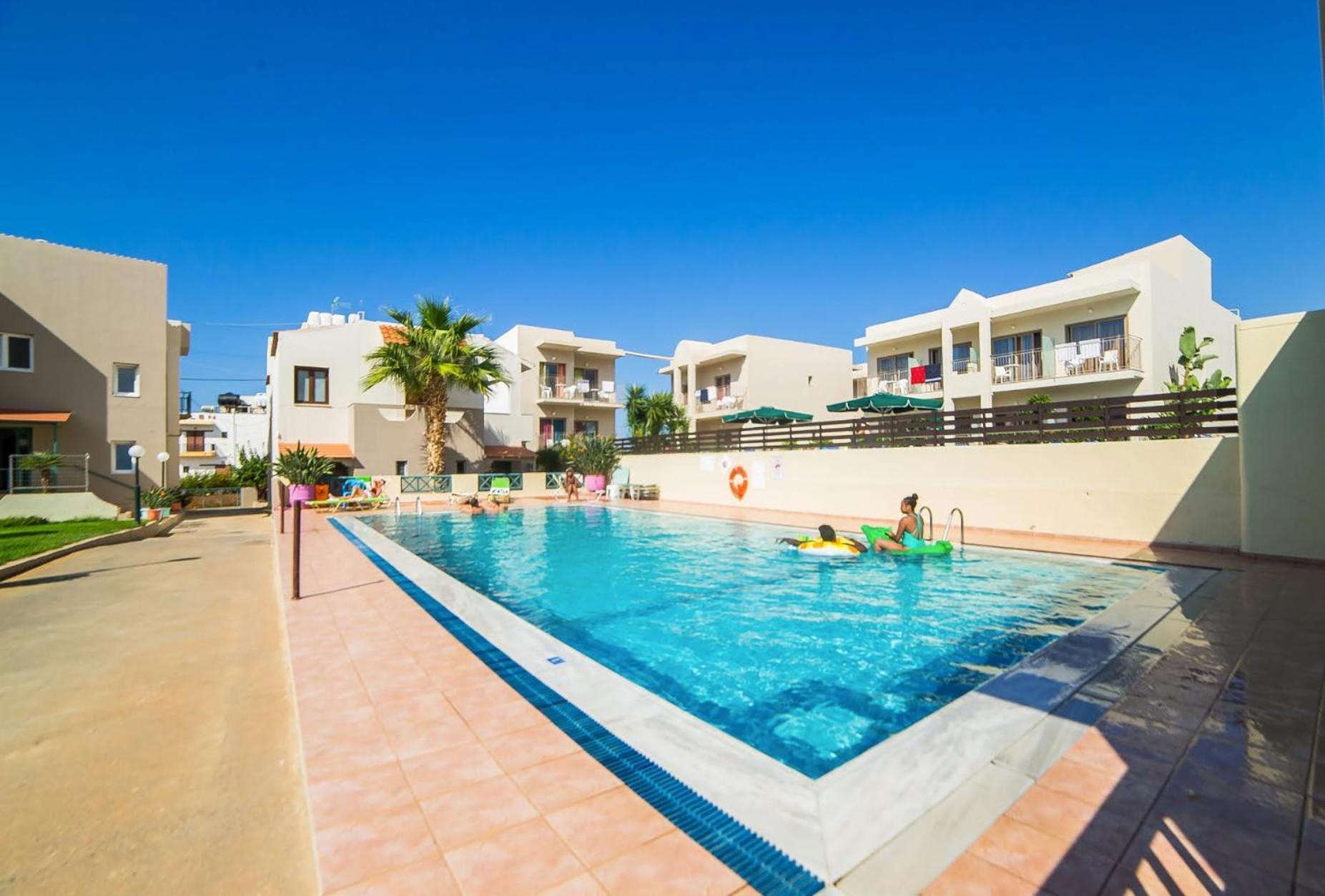 Theoni Apartments Mália Zewnętrze zdjęcie