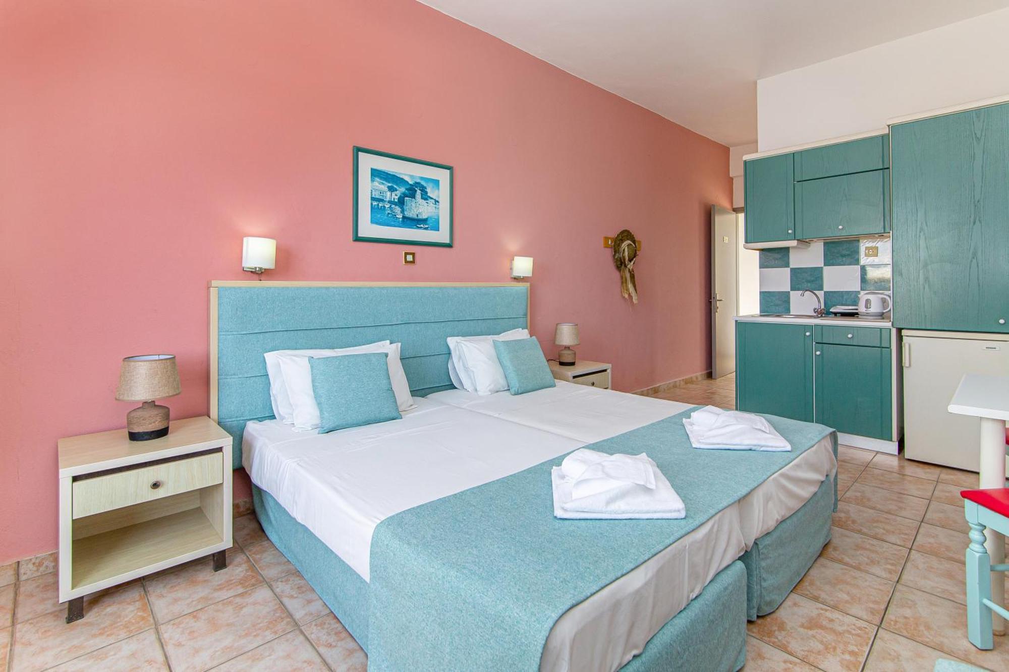 Theoni Apartments Mália Zewnętrze zdjęcie