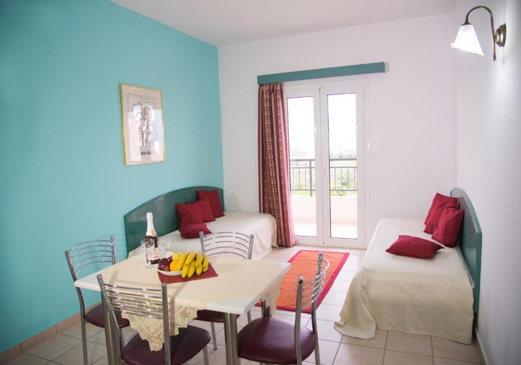 Theoni Apartments Mália Zewnętrze zdjęcie